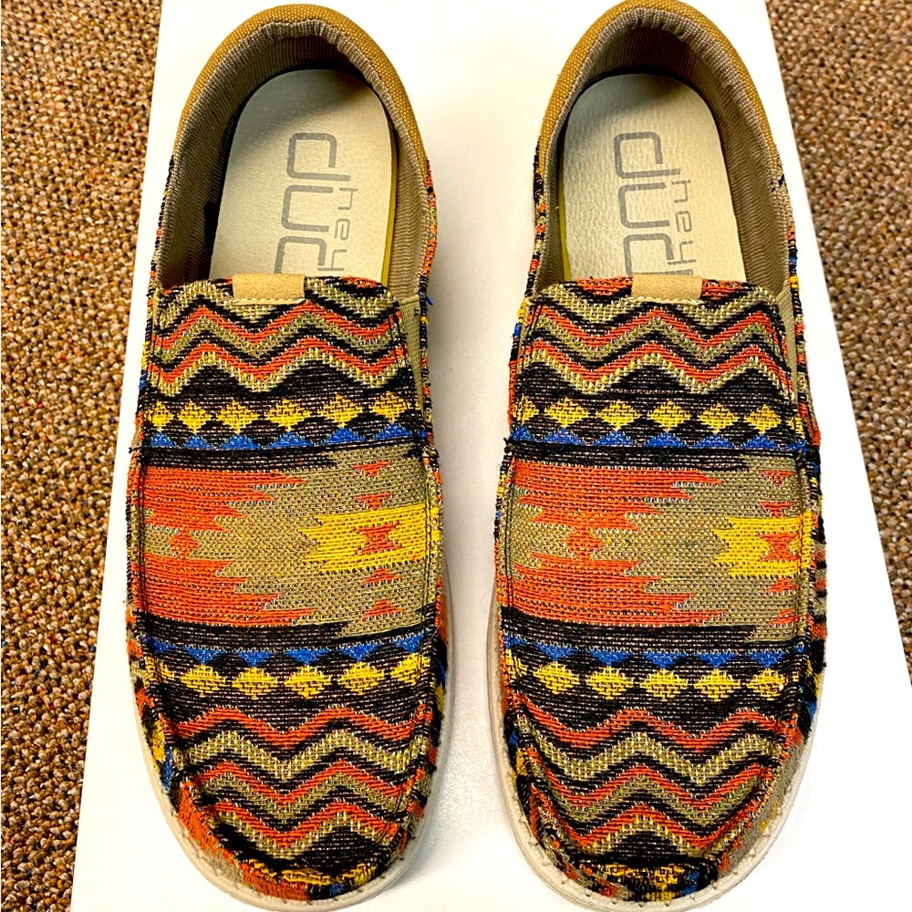Hey Dudes. Size 12.mens. Only worn twice.